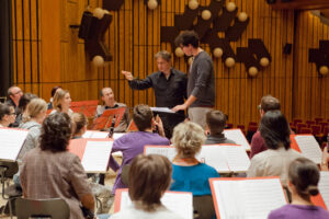 2014: Doss conducting workshop in Oberschützen