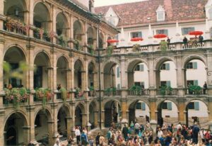 1992: John Cage Fifty Eight at the Steirischer Herbst in the Landhaushof Graz